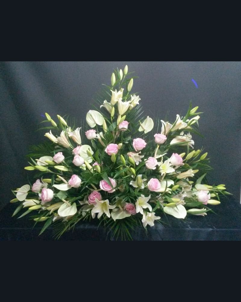 floristeria-en-gijon-sensaflor-flores-blancas-dos-dos